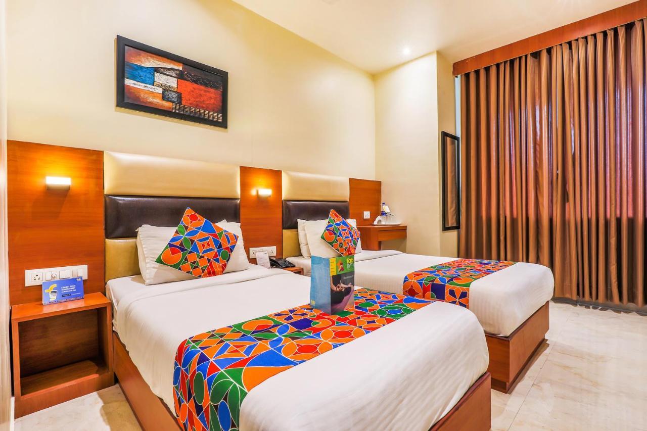Fabhotel Liwa International - Nr Mumbai International Airport Bombaim Exterior foto